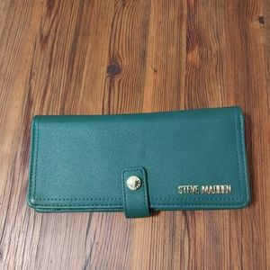 Steve Madden wallet